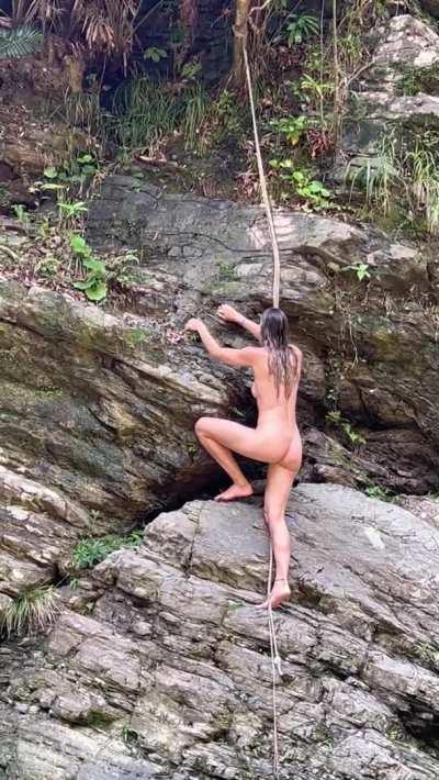 Dared to climb this slippery clif(f) naked