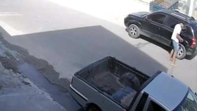 Man suspected of over 30 homicides is seen doing a dance after killing another one in brazil