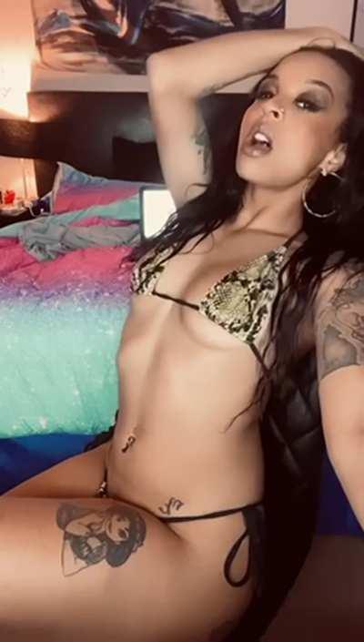 Make me scream but the S is silent