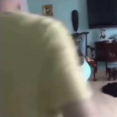 HMFT after I play with my cat 🐈