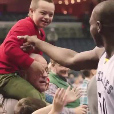 Pure wholesome moment.