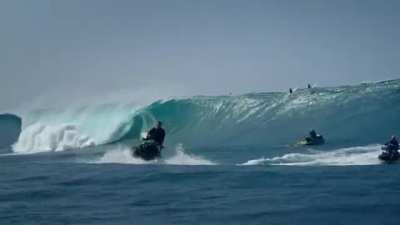 Just created a John John Florence surfing video, if you could check it out and give any feedback that would really be appreciated!