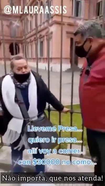 Personal de salud pide que la metan presa para poder comer y no sacarle la comida a sus hijos 