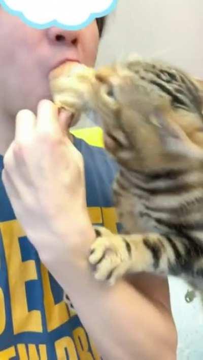 😒 ok eat my lunch