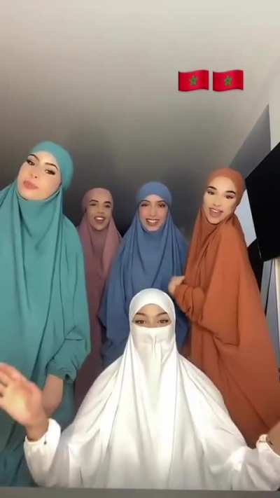 Goddesses being proud of their heritage makes me so happy to see