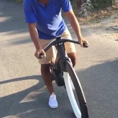 Amazing design the Cyclotron bike whos ready to ride