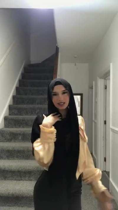 Cute hijabi