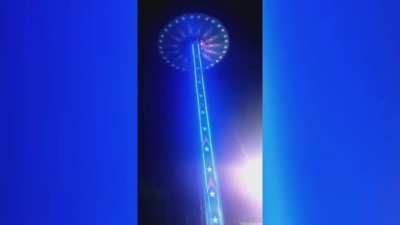 Carnival ride malfunctions and plummets riders to the ground - India