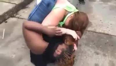 big girls throw hands ⚠️