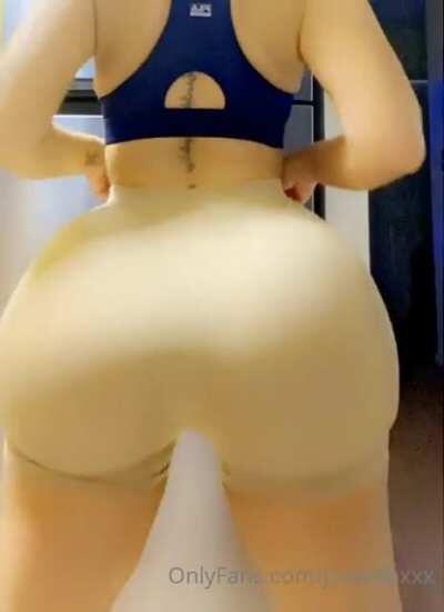 twerking in shorts. (Something light)