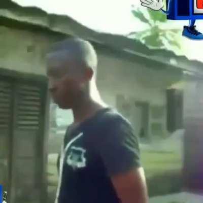 Vídeo dos cara lutando