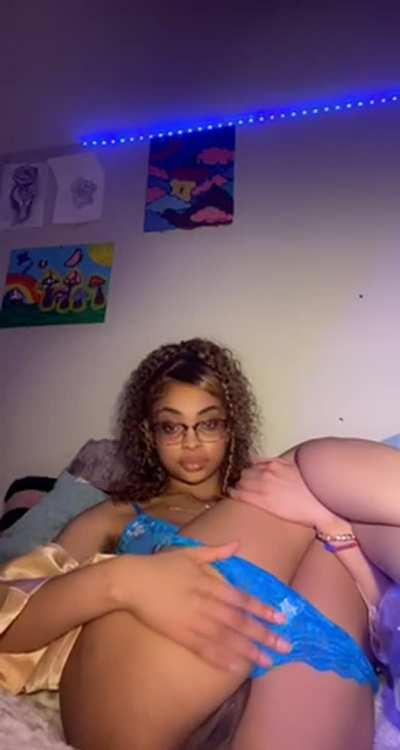 Do you like what you see daddyy?