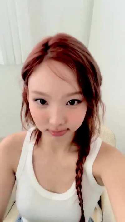 240622 Twitter Update - Proper noun >Hot girl Im Na-yeon< IT GIRL IM NAYEON