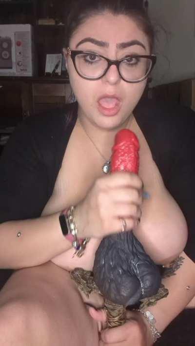 I like to think I give good head...[OC][GIF]