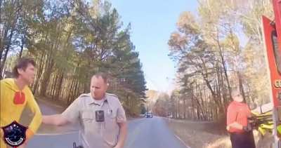 The best freakout i’ve seen in ages 🐔 🍄