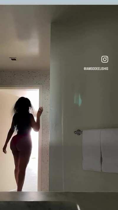 Walking topless (handbra)