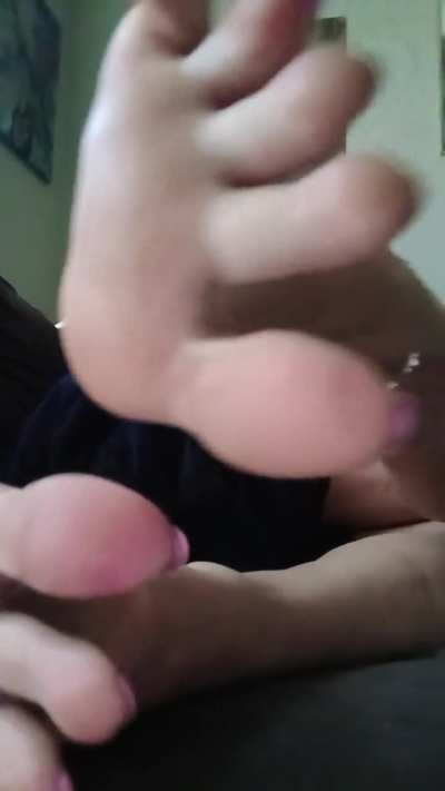 Sleepy Giantess teasing her tiny toy before snatching them up for a snack 😋