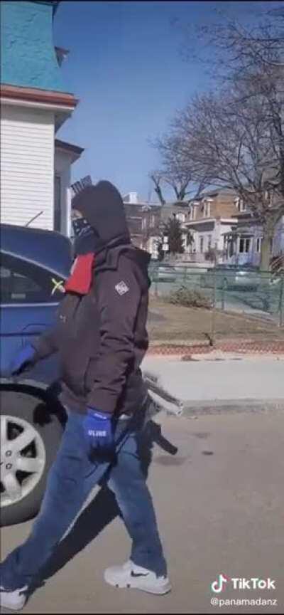 [USA] Man gets caught in the act and freaks out making the worst escape ever. Comical.