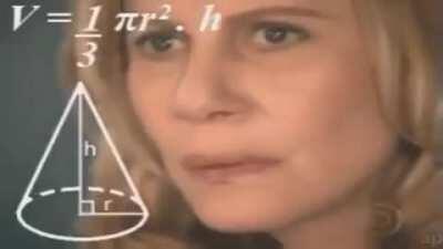 Professor : entreguem aquele trabalho que pedi antes da quarentena. Eu tentando lembrar que trabalho era .