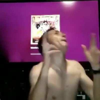 This guys a 10/10 Riot