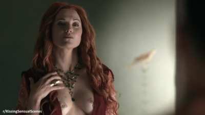 Lucy Lawless Wild Tongue Kissing and Makeout | Spartacus