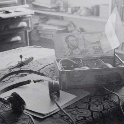 NIROM's last broadcast in the Dutch East Indies, 8 March 1942