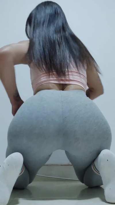 My husband always forgets to fuck my asshole