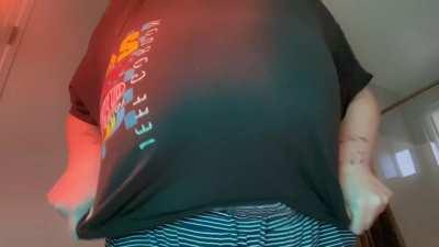 Can I drop these 1997 tits in your face?