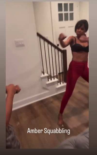 Amber hits look like they hurt 😭😭