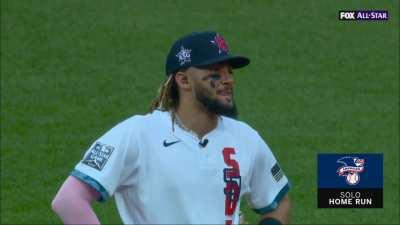 [Highlight] [Highlight] Vladdy CRUSHES his first career All-Star home run