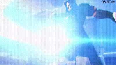 Tracer blows Reaper during combat (cakesofcakes)