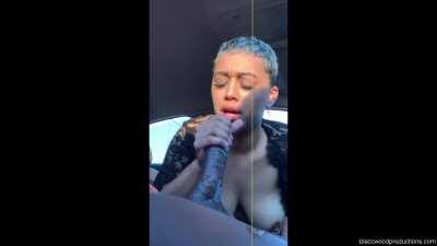 Full video of this girl giving that amazing throat(don’t delete)