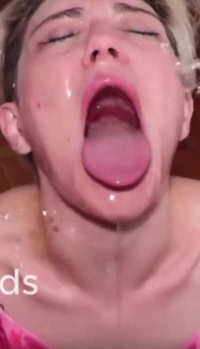 GirlzWithAttitude bringing you the truly naughty girls of Twitter 😈 @Freyjaxtreme2, an orgasm artist you need to check out! Follow her social media below! React to this video and comment 🔥