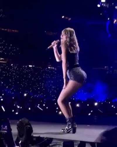 This sluty drop gets me everytime