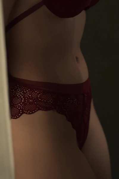 Victoria justice is so fucking Hot 🥵 and has an incredible body.