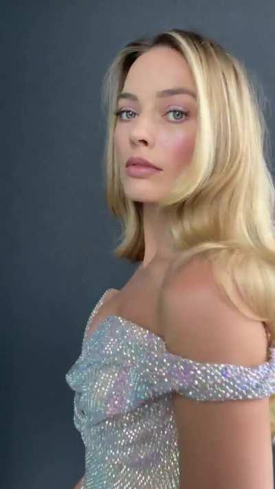 Margot Robbie 