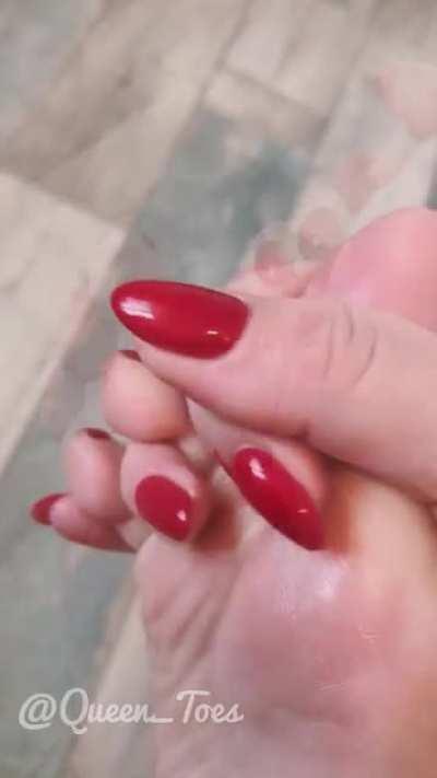 Toe massage🥰