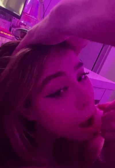 late night under the desk facial! who&acirc;s up (;