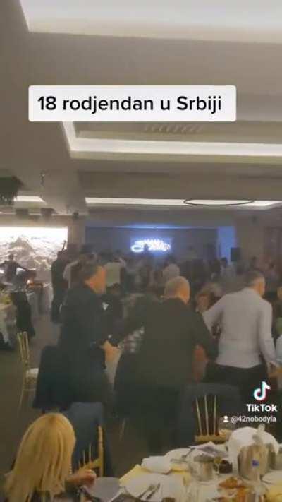 Matorci cepaju kolo uz Freed from desire, 18 u Užicu