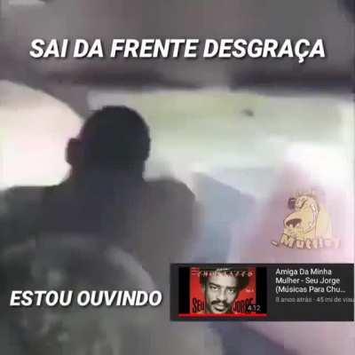 o importante é nunca esquecer de puxar o freio de mão