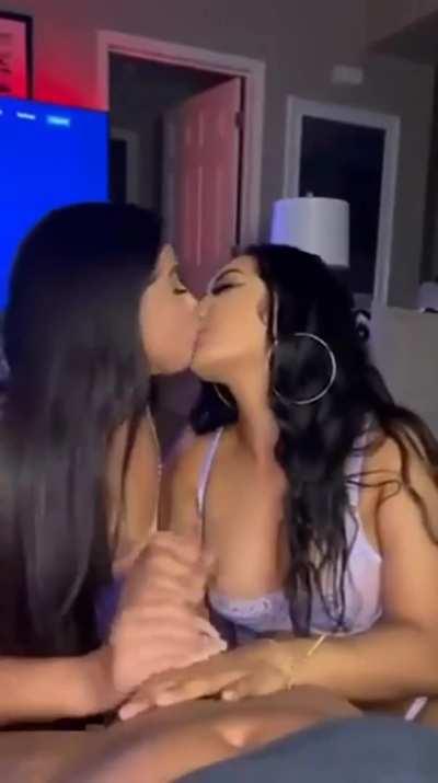 look at that chemistry!