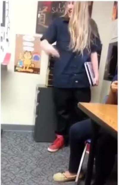 A student points out how shitty the teacher is