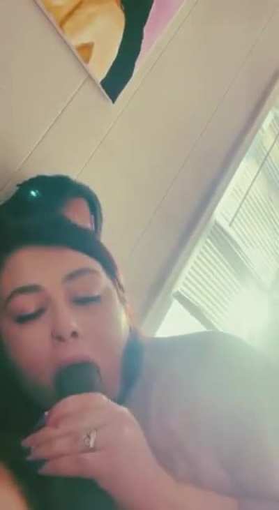 White mom take fat nigga Dick.