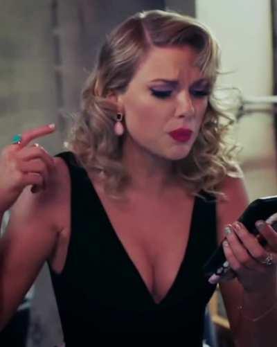 RED LIP CLASSIC THING THAT YOU LIKE 👄💋