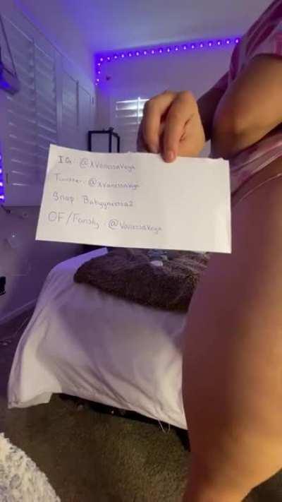 Be sure to follow me on all my socials ✨💖