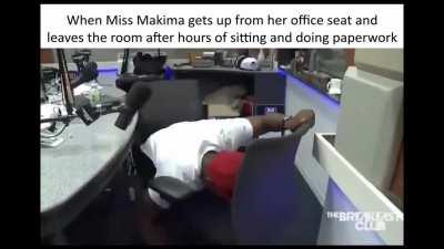 Average Chainsaw Man fandom experience