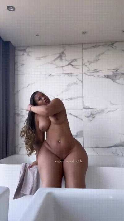 perfect body😘🛁