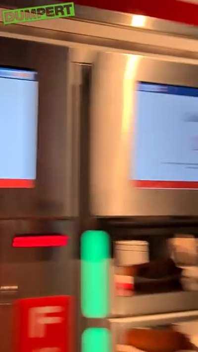 Using Android tablets as displays on an automat