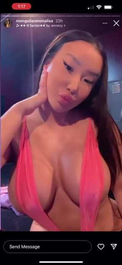 mongolianmonalisa 😘😘😘