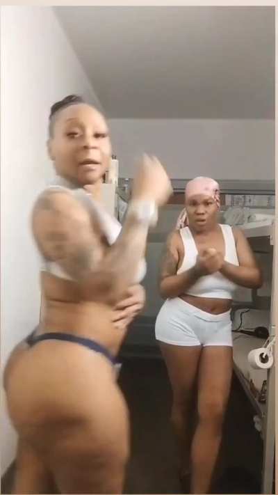 Who y'all bailing outta jail?